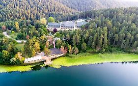 Buyuk Abant Hotel